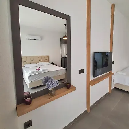 Laos Beach Resort Bed and Breakfast Αλικαρνασσός